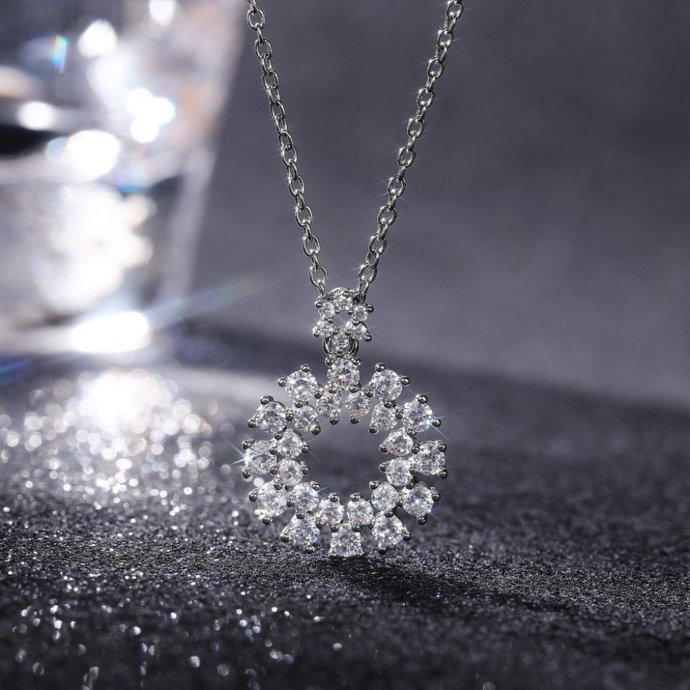🎊Dainty Shiny Hollow Round CZ Silver Plated Dainty Necklace for WomenEVG…